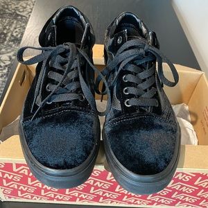 Velvet classic vans